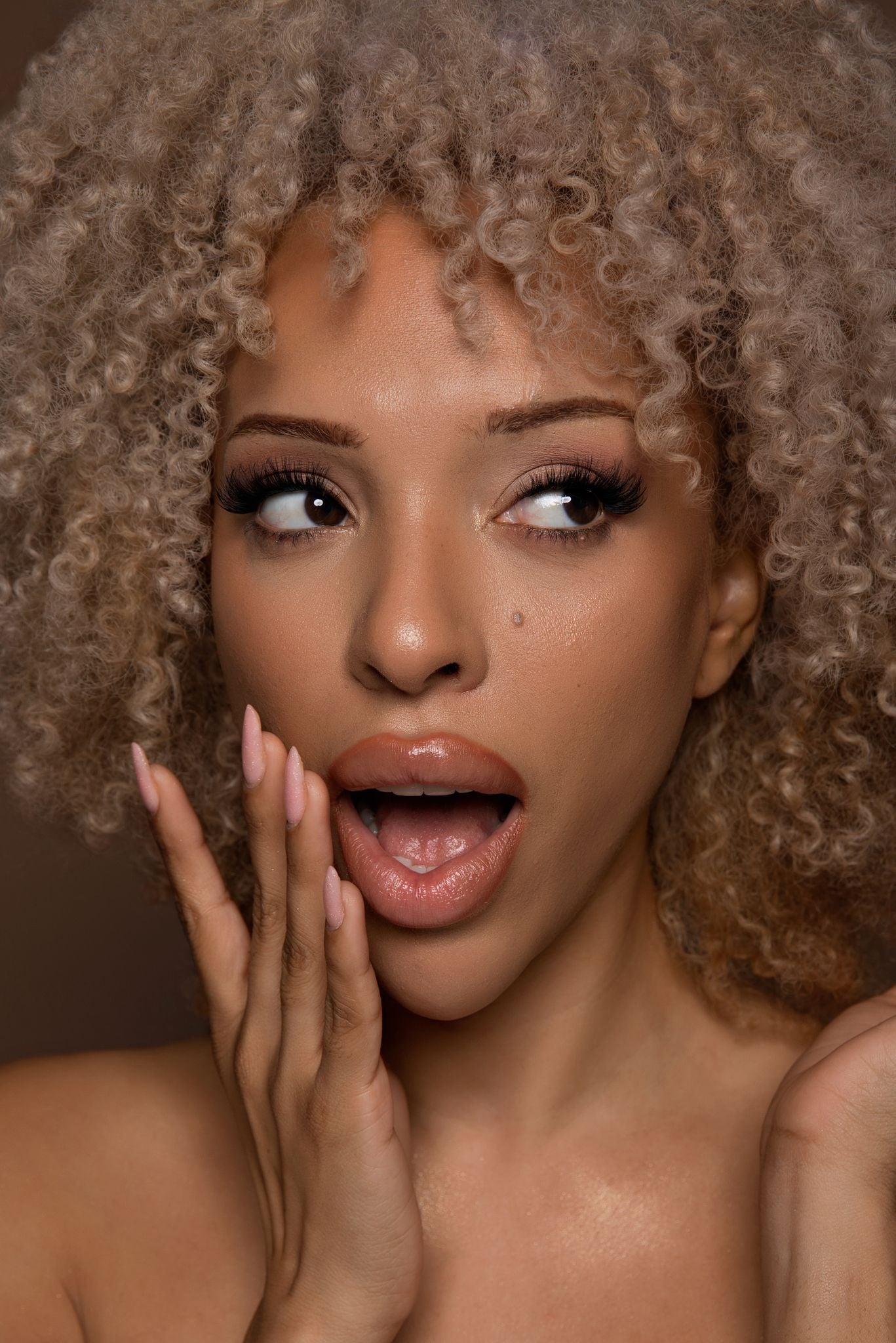 Press-On Lashes Clear pre bond